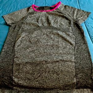 Work out shirt stretch breathable